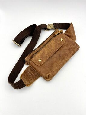 Leather Fanny pack brown with gold tone hardware